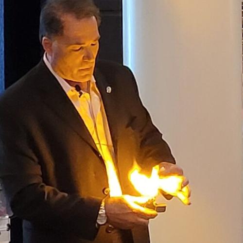 Damien The Illusionist